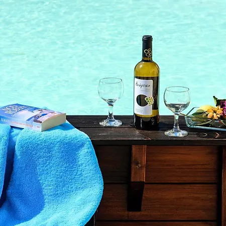 Di Creta Heated Pool Villa