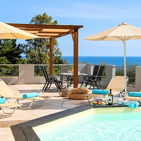Di Creta Heated Pool *